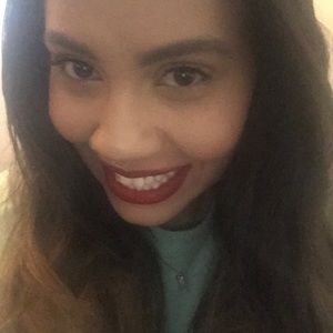 Meet your Posher, Beth